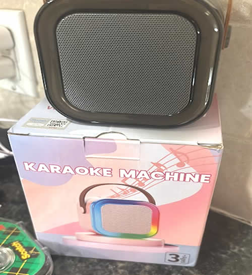 Yuko�̃~�V�K���B(�A�����J)�ւ̍��Z��-���w-�̌��k �T������